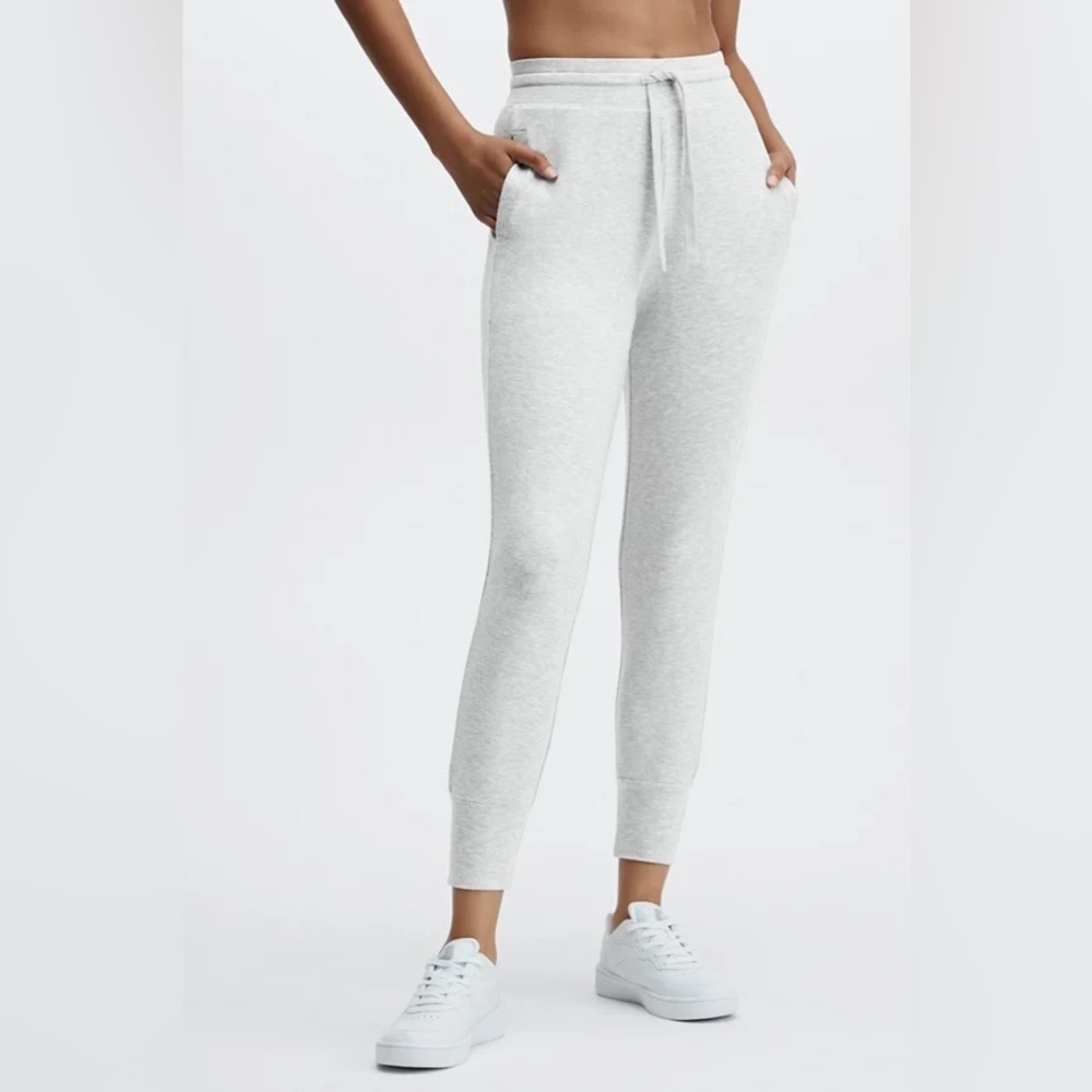 Fabletics Luxe Terry Jogger - Snow Grey Heather